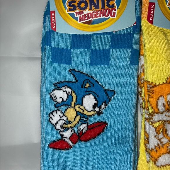 2/$35 SEGA Sonic the Hedgehog Tails Crew Socks W5-10 M5-8 character socks Gamer - Picture 3 of 6